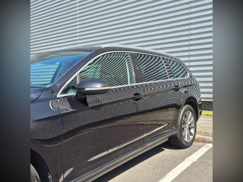 Black 2017 Volkswagen Passat 2.0 TDI SE Business Estate 5dr Diesel Manual Euro 6 s/s 150 ps in North Shields