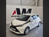 2017 Toyota Aygo 1.0 VVT-i x-play Hatchback 5dr Petrol Manual Euro 6 68 ps