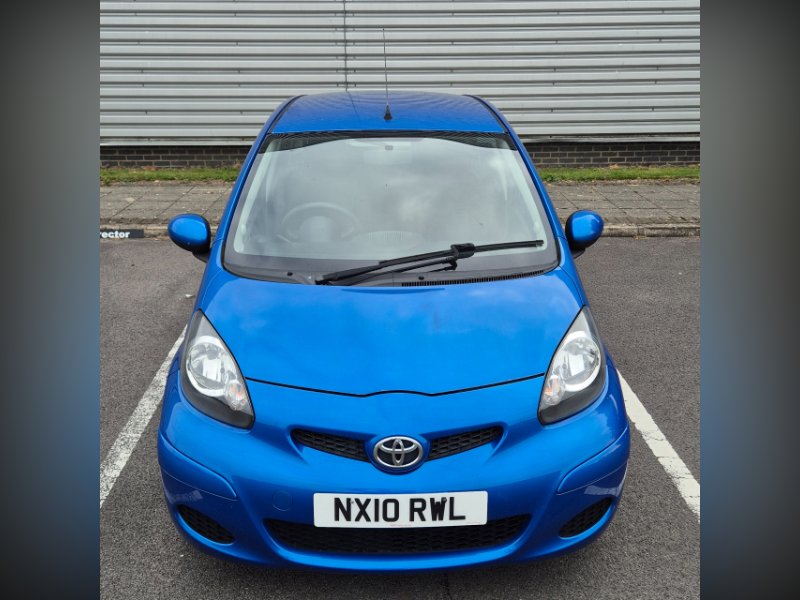 2010 Toyota Aygo Hatchback 1.0 VVT-i Blue Hatchback 5dr Petrol Manual Euro 4 67 bhp