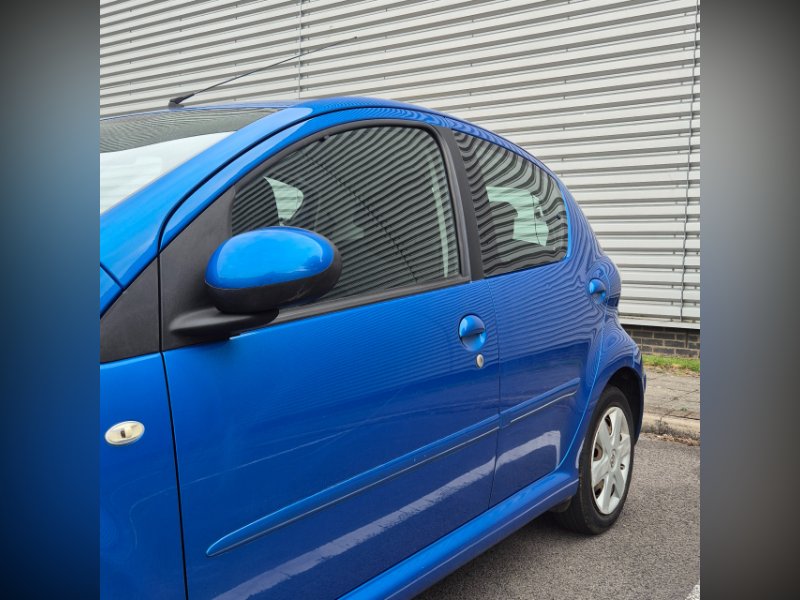 Blue 2010 Toyota Aygo 1.0 VVT-i Blue Hatchback 5dr Petrol Manual Euro 4 67 bhp in North Shields