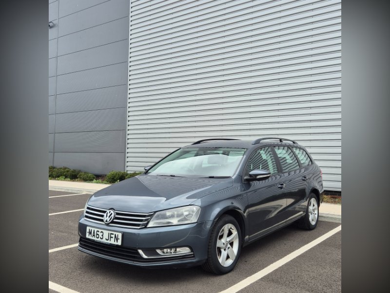 Grey Volkswagen Passat 1.6 TDI BlueMotion Tech S Estate 5dr Diesel Manual Euro 5 s/s 105 ps