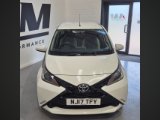 2017 Toyota Aygo Hatchback 1.0 VVT-i x-play Hatchback 5dr Petrol Manual Euro 6 68 ps