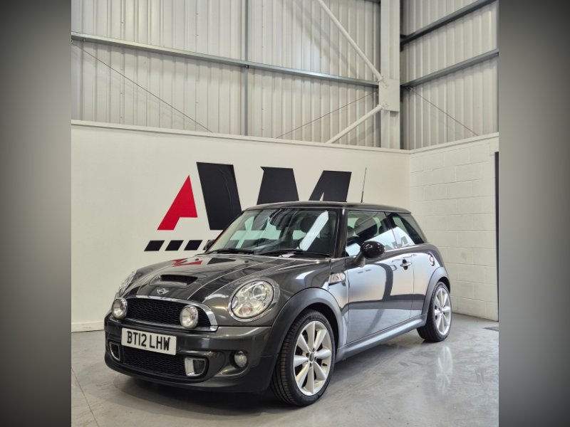 Grey Mini Hatch 2.0 Cooper SD Hatchback 3dr Diesel Manual Euro 5 s/s 143 ps