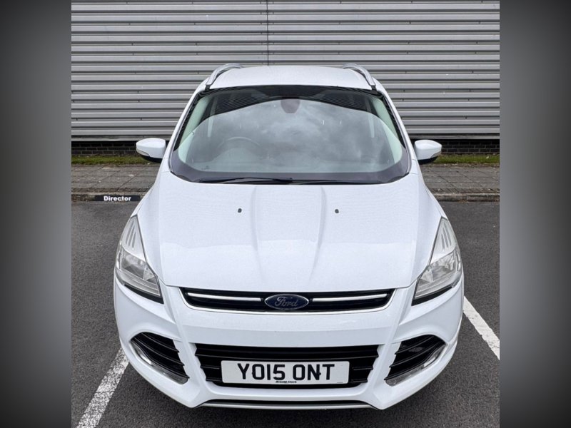 White 2015 Ford Kuga 2.0 TDCi Titanium SUV 5dr Diesel Manual 2WD Euro 6 s/s 150 ps in North Shields