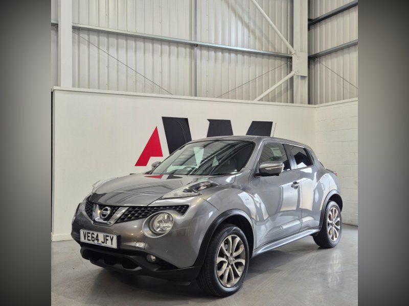 Grey Nissan Juke 1.5 dCi 8v Tekna SUV 5dr Diesel Manual Euro 5 s/s 110 ps